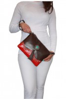 /album/fotogaleria-clutch-dakota-brown/clutch-marron-y-rojo1-jpg/